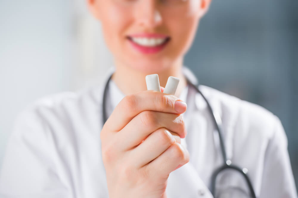 benefits-of-chewing-gum-dentist showing pieces of gum